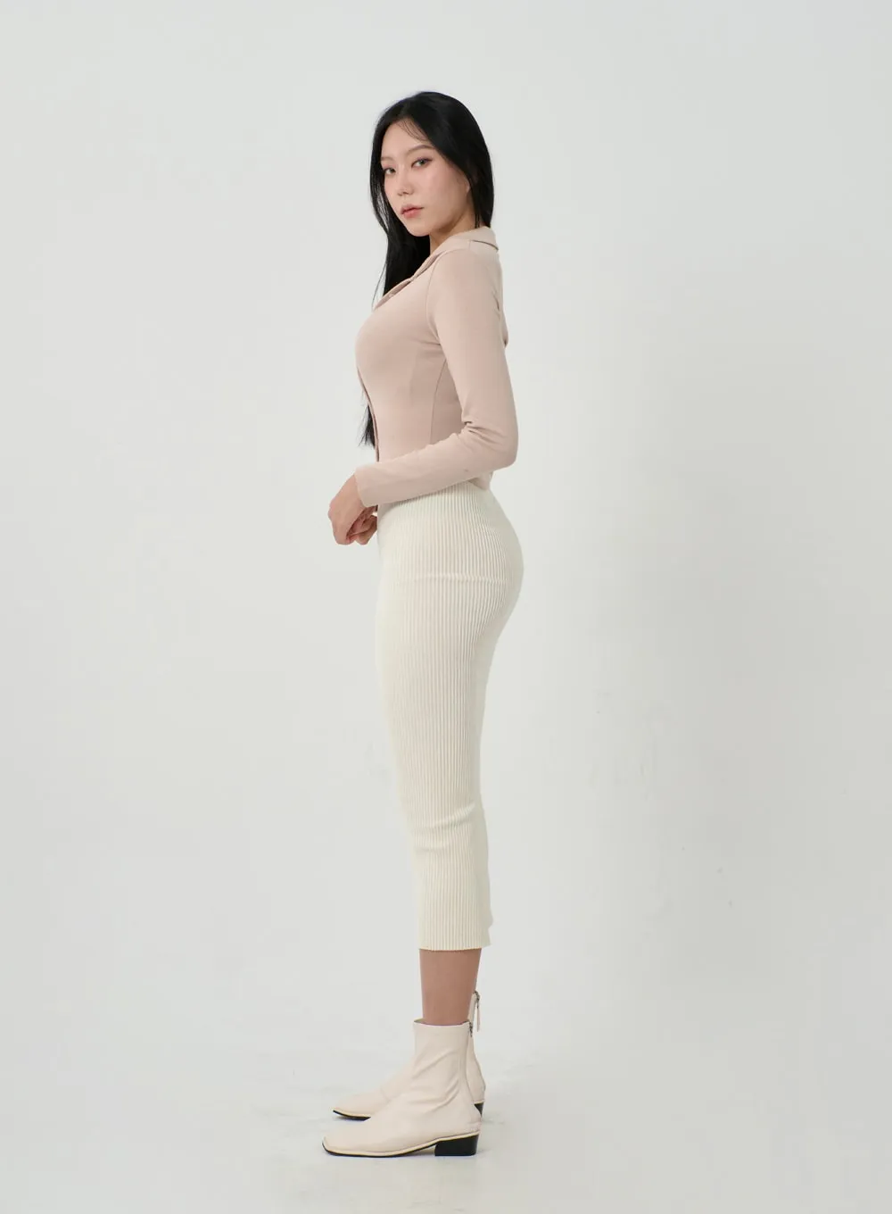 Back Slit Ribbed knit Maxi Skirt ID22