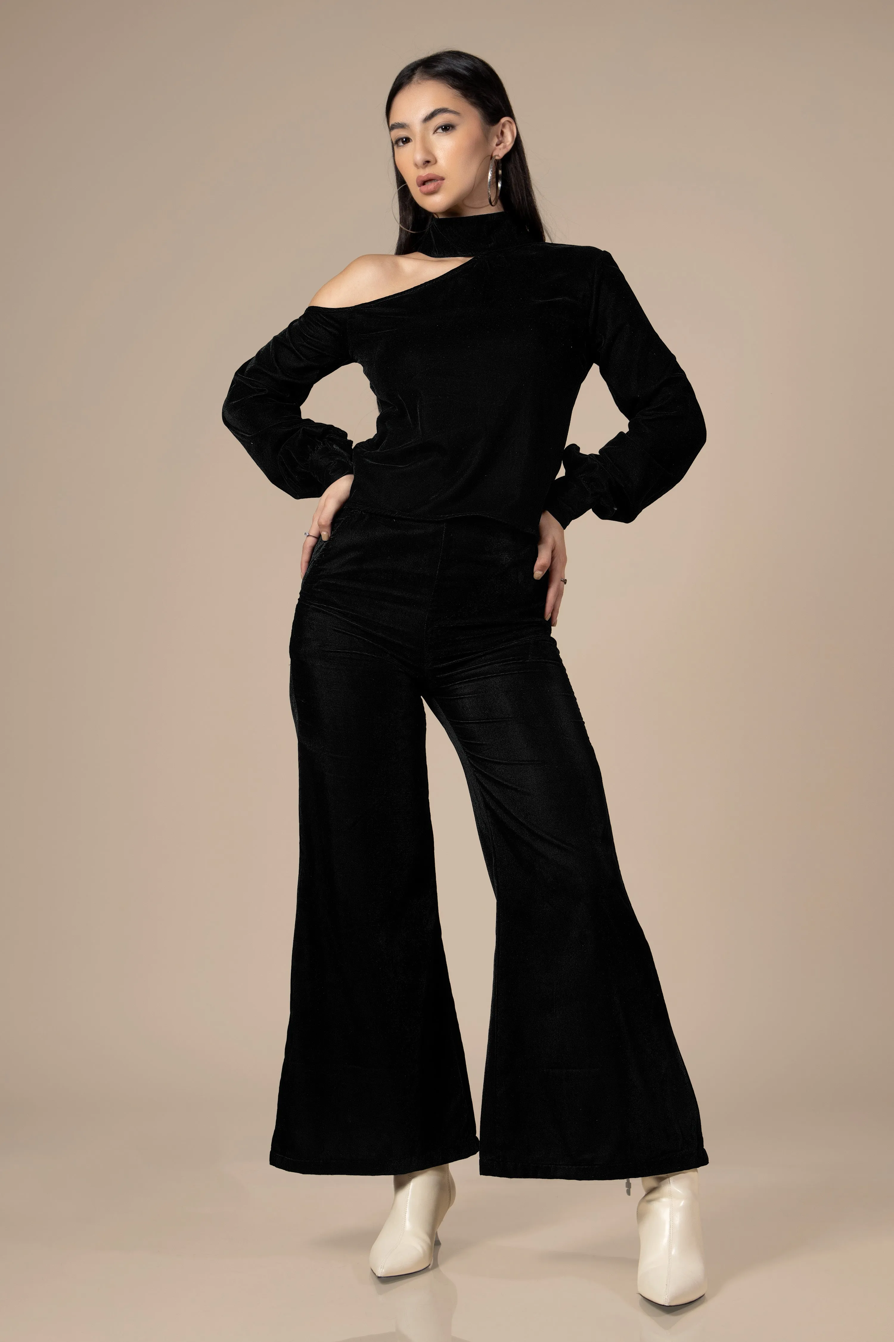 Black Off Shoulder Velvet Co-Ord Set For Women