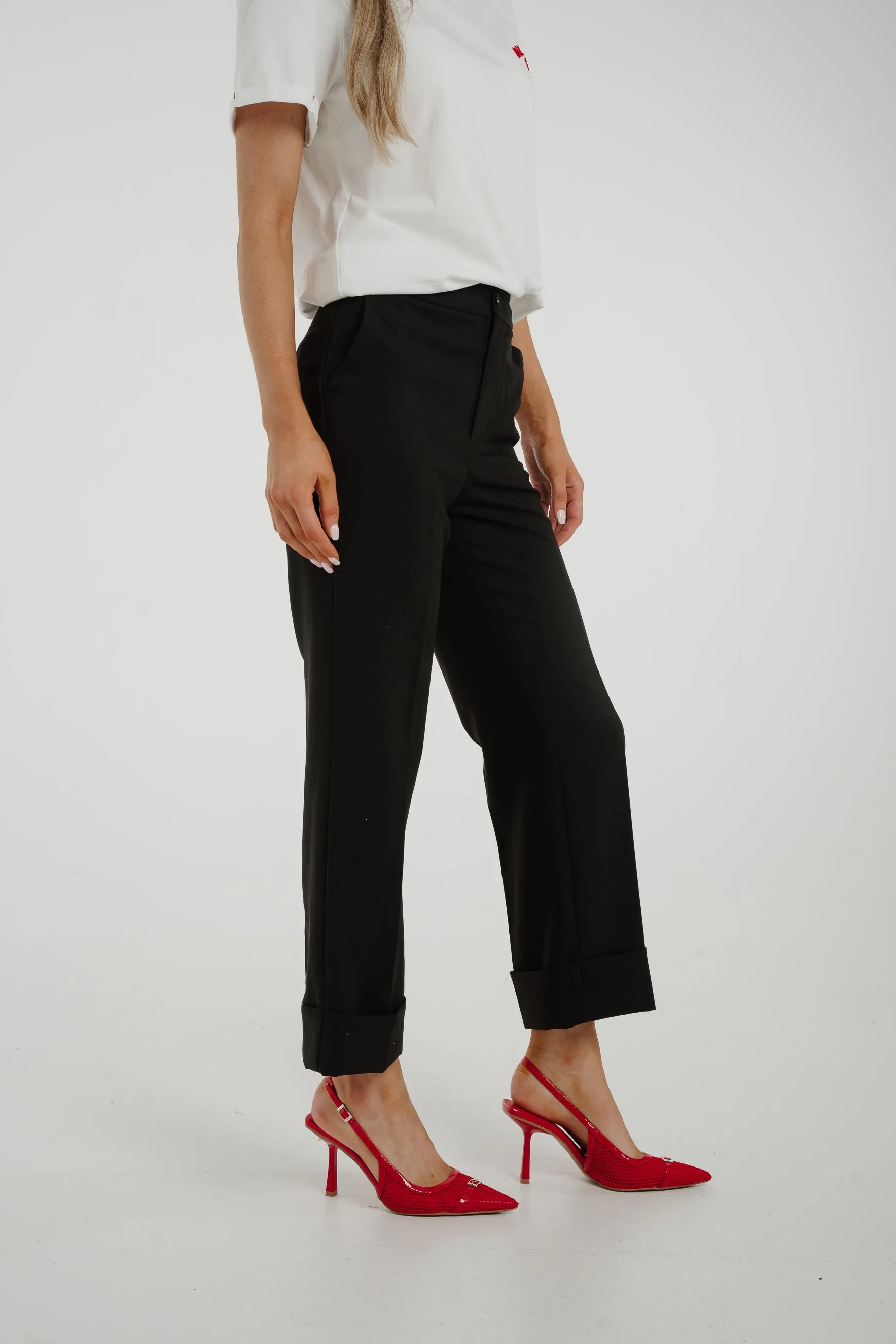 Cindy Cropped Straight Leg Trouser In Black