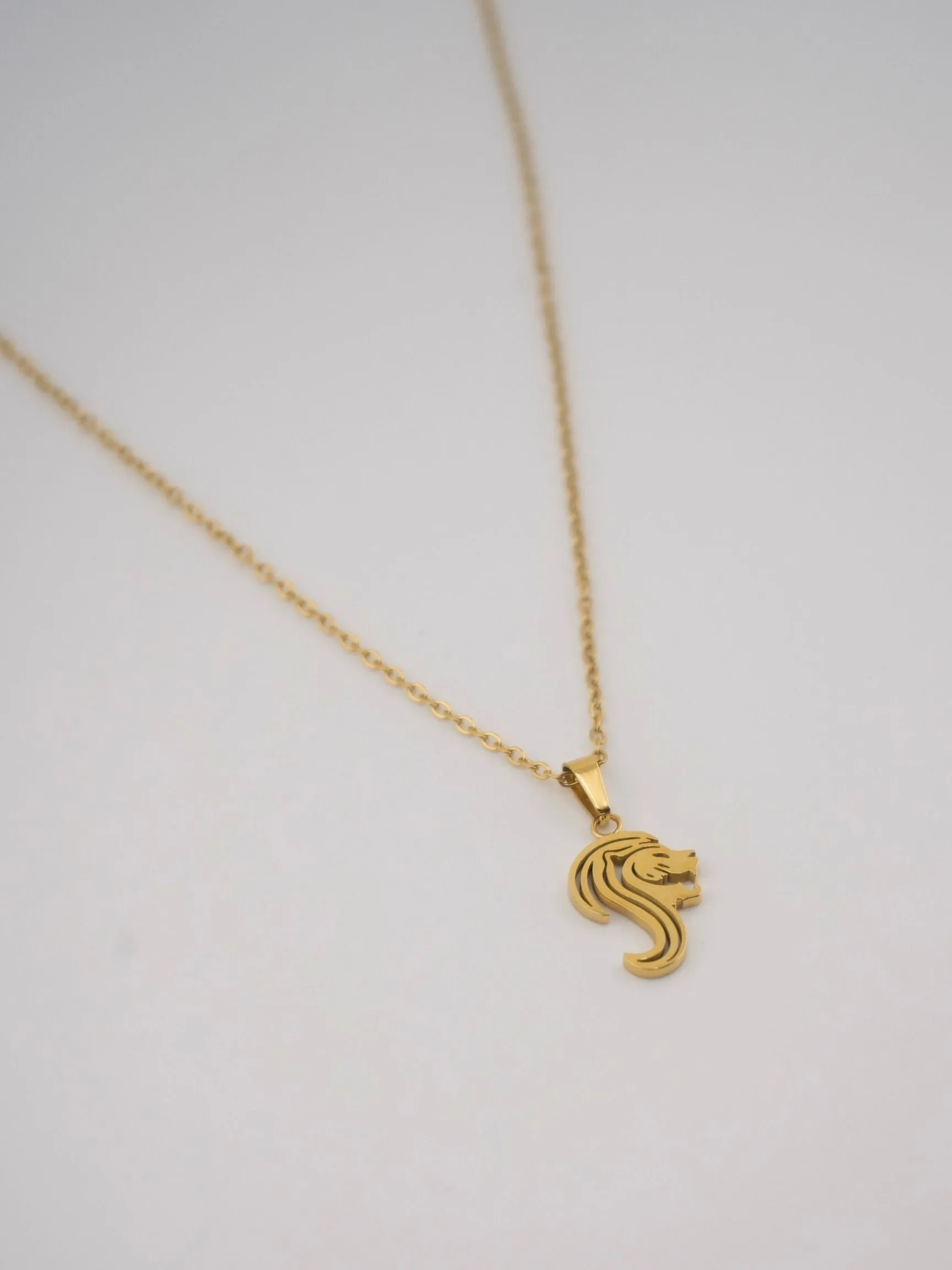 DAINTY LION FRANCO CHAIN- GOLD