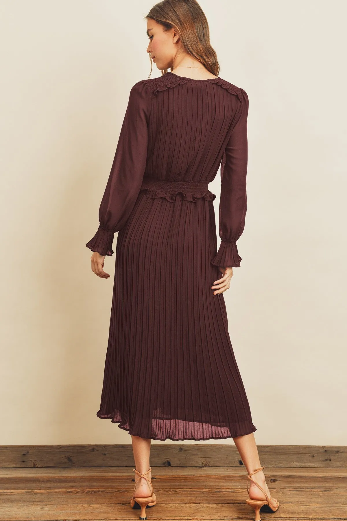 Esmae Pleated Midi Dress in Plum