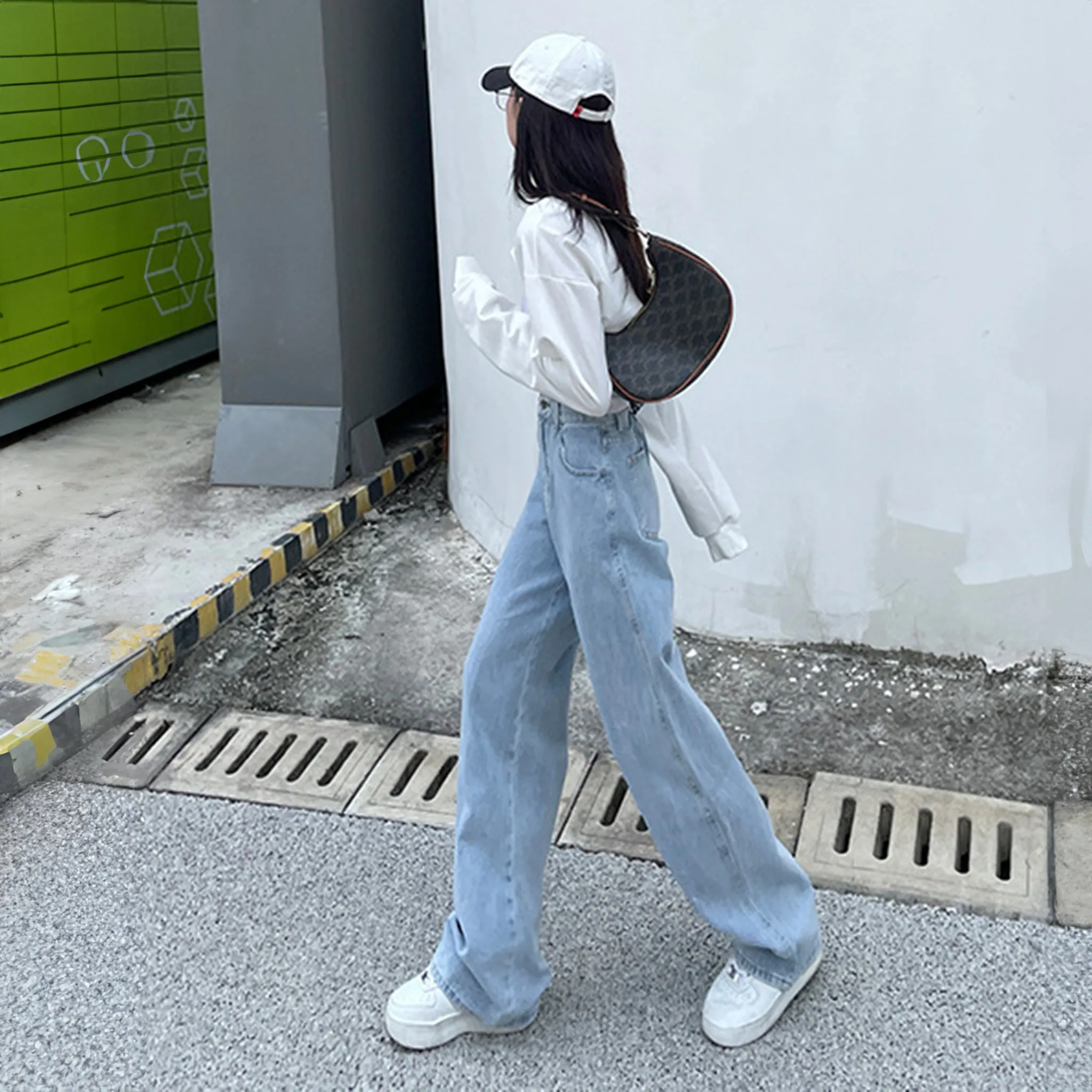 High-waist Blue Baggy Jeans