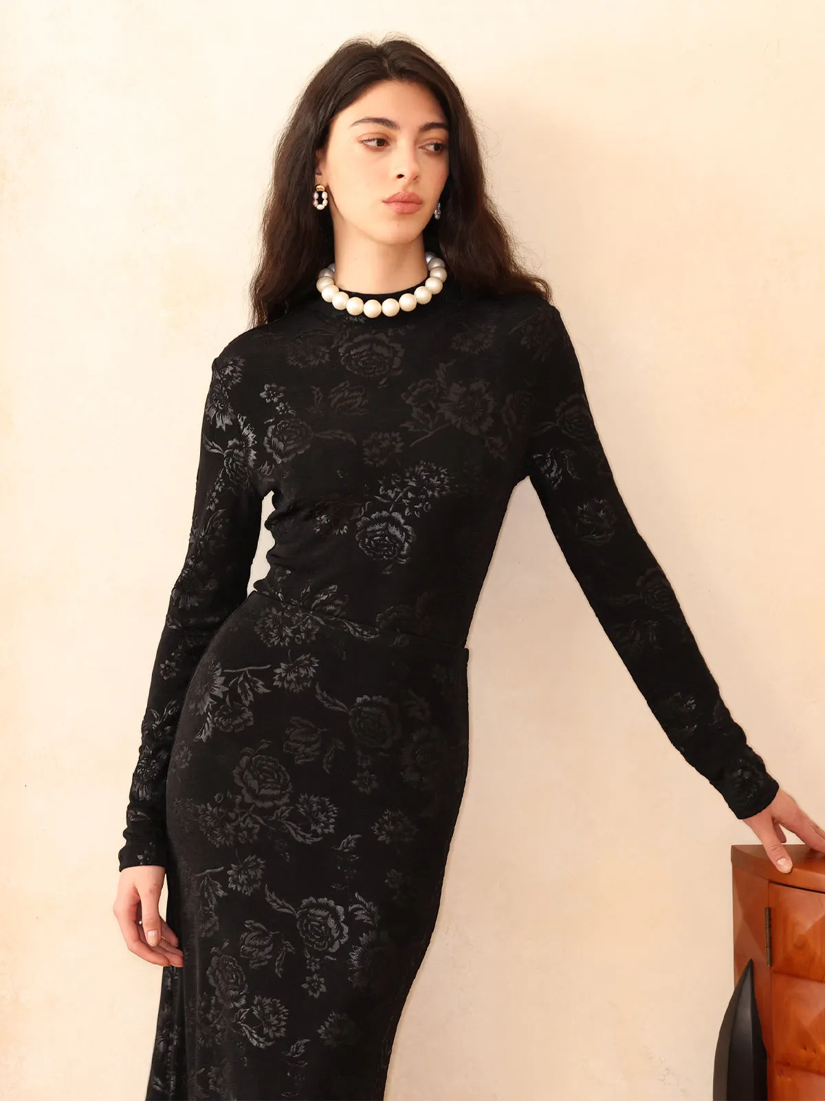 Knitted Floral Embossed Turtleneck Jumpsuit & Skirt 2 Pieces Set