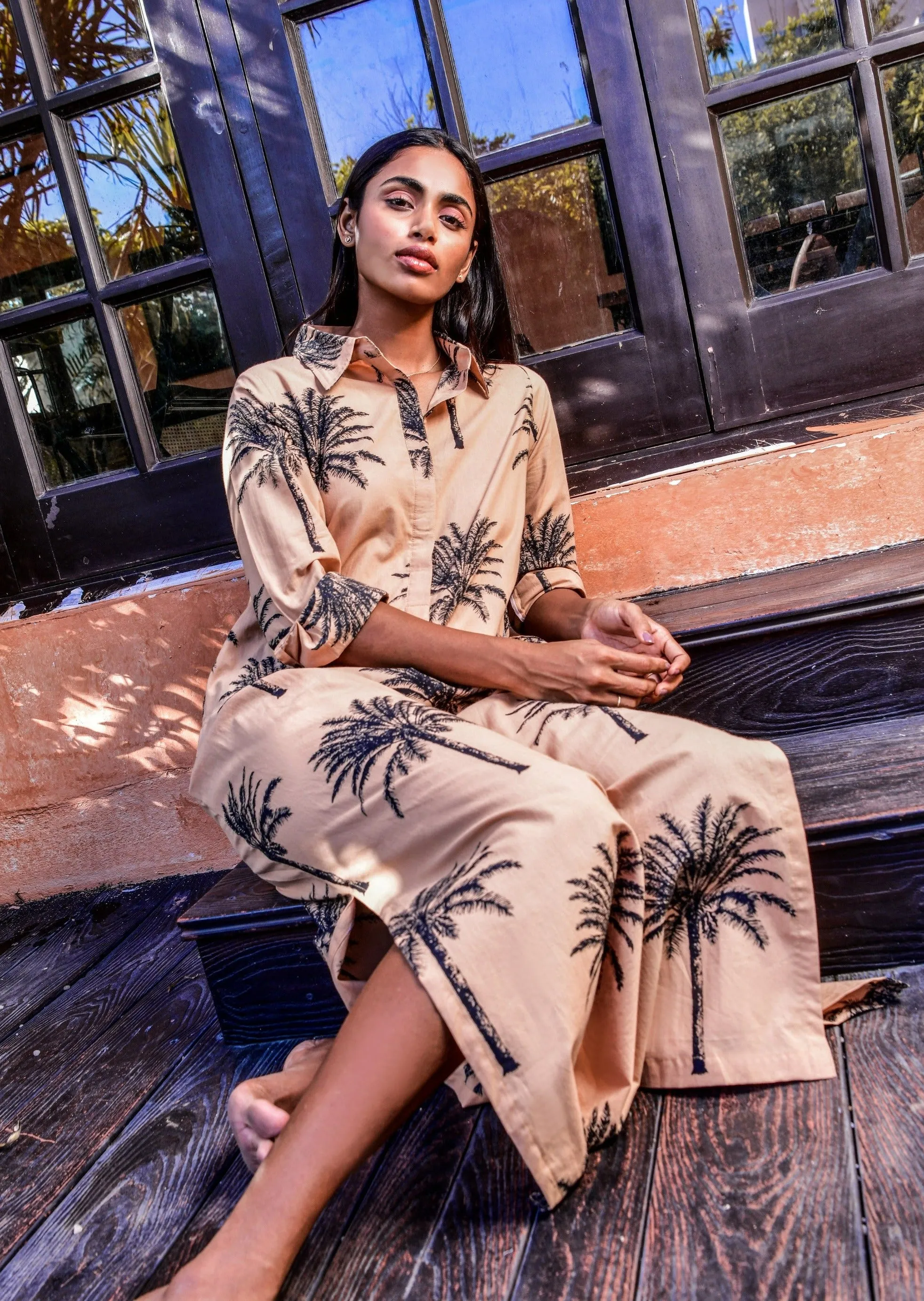 Nikki Lounge Dress - Sandy Palms