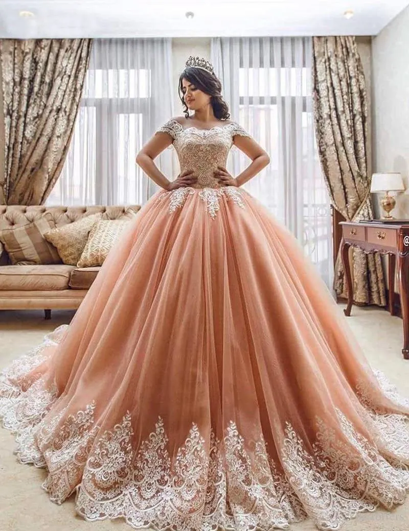 Off the Shoulder Ball Gowns Prom Dresses Lace Appliques Tulle Pink Quinceanera Dresses