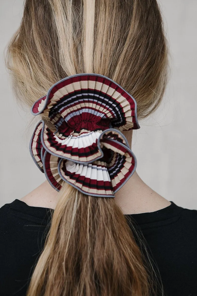 PLEATED STRIPE SCRUNCHIES