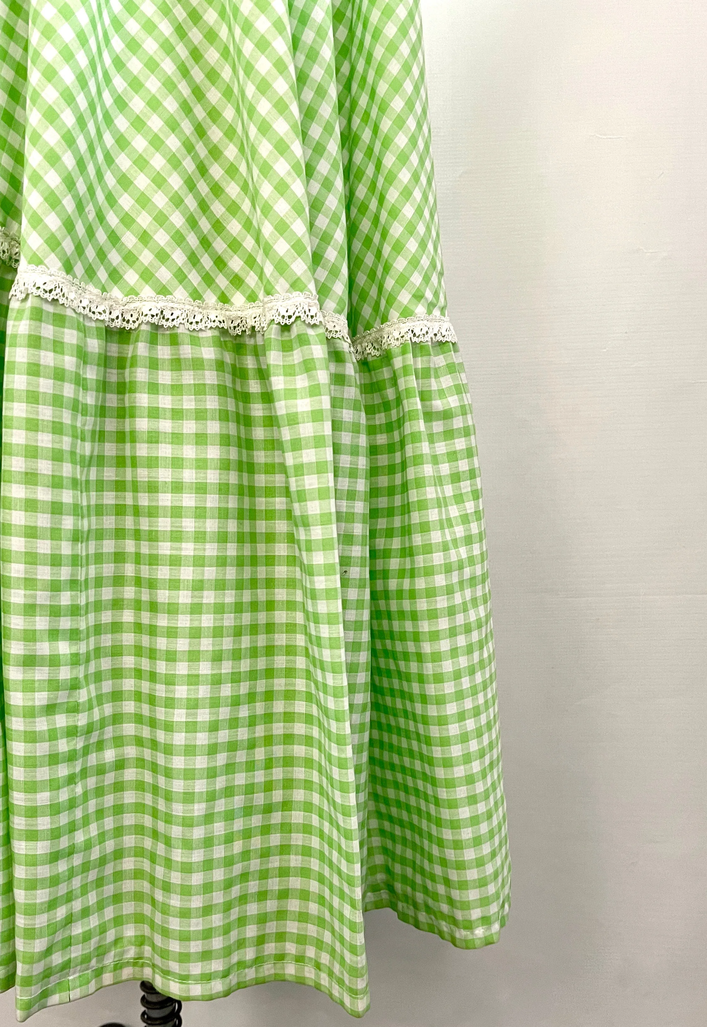 PRAIRIE TALE Vintage 70s Gingham Granny Dress, Size Small